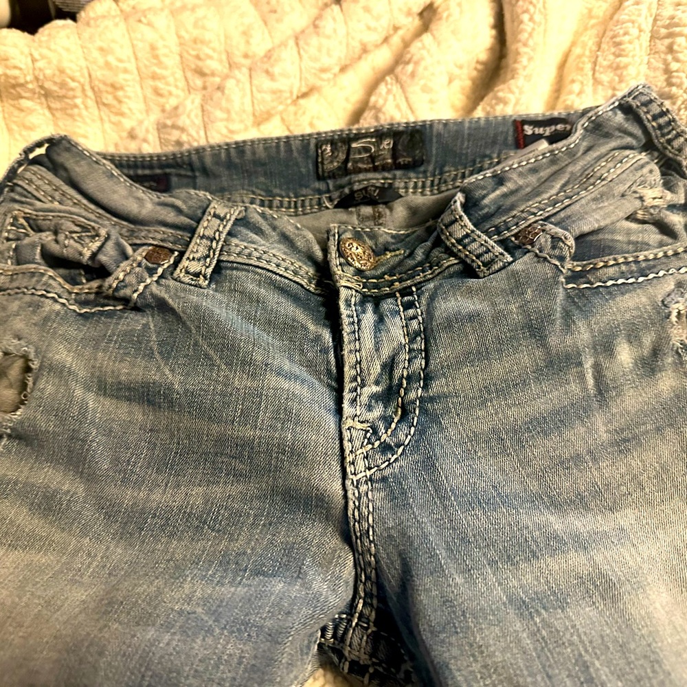 Women’s silver jeans